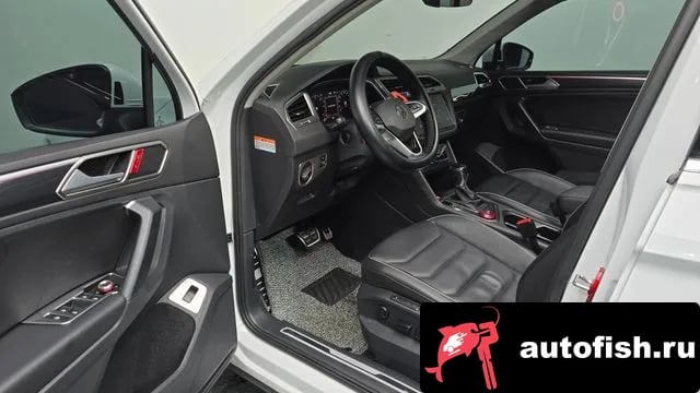 Volkswagen Tiguan Tiguan second Generation 2023 года - похожие автомобили