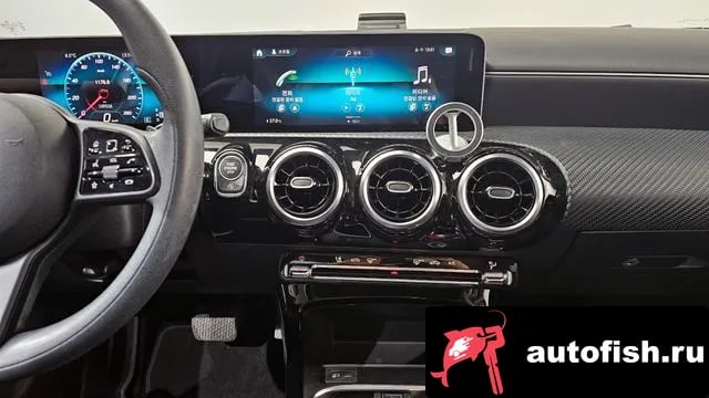 Mercedes-Benz A-Class A-Class W177 2019 года - похожие автомобили