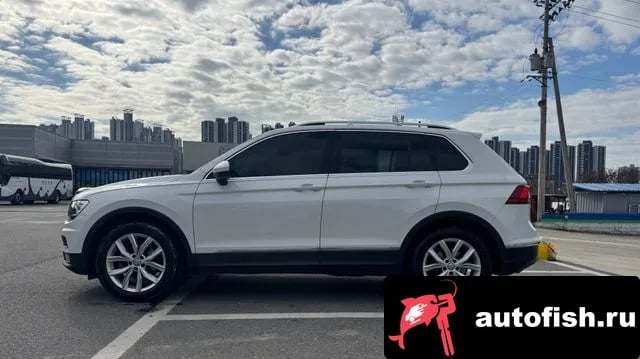 Volkswagen Tiguan Tiguan second Generation 2020 года - вид 4