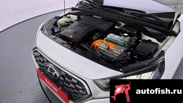 Hyundai Ioniq The New Ionic Hybrid 2019 года - похожие автомобили