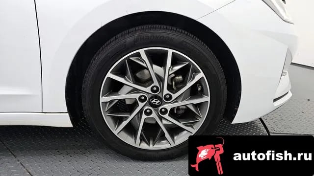 Hyundai AVANTE The New Avante AD 2019 года - вид 5