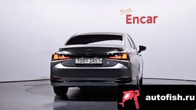 Lexus ES ES300h 7th generation 2020 года - похожие автомобили