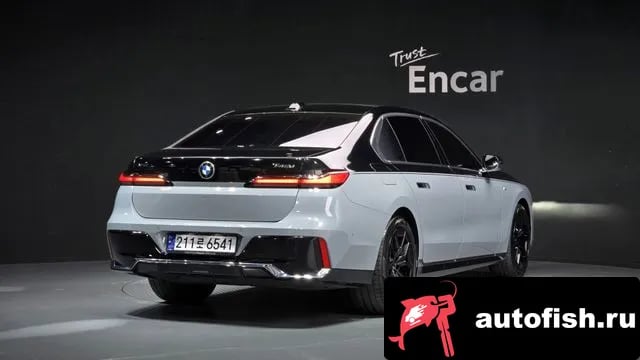 BMW 7-Series 7 Series (G70) 2025 года - вид 2