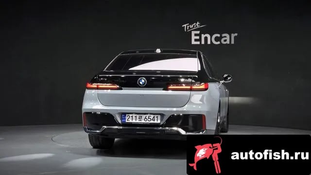 BMW 7-Series 7 Series (G70) 2025 года - вид 4
