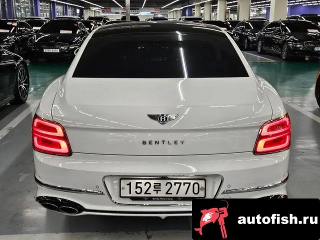 Bentley Flying Spur Flying Spur 3rd Generation 2022 года - вид 3