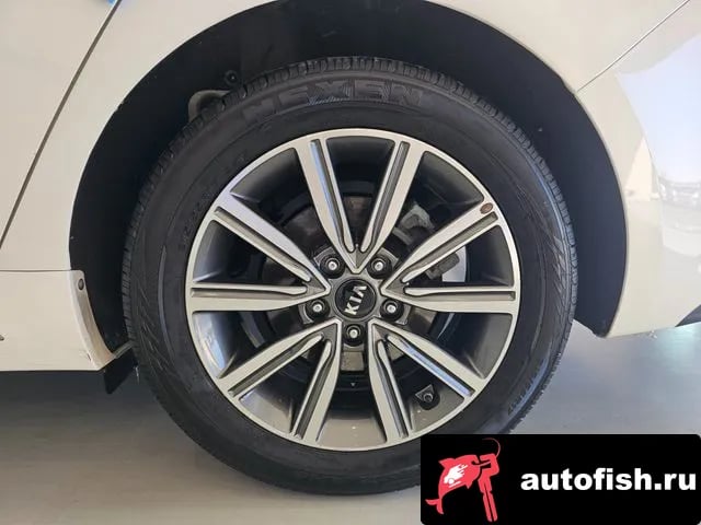 Kia K5 The New K5 2nd generation 2019 года - вид 5