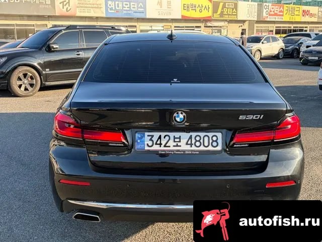 BMW 5-Series 5 Series (G30) 2023 года - вид 6