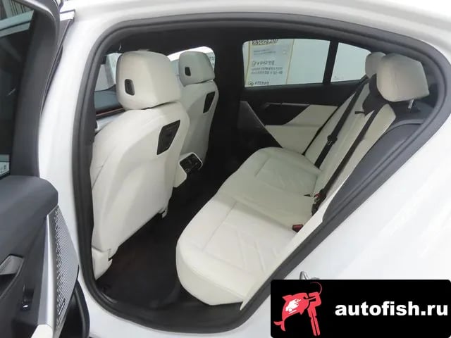BMW 5-Series 5 Series (G60) 2024 года - вид 6