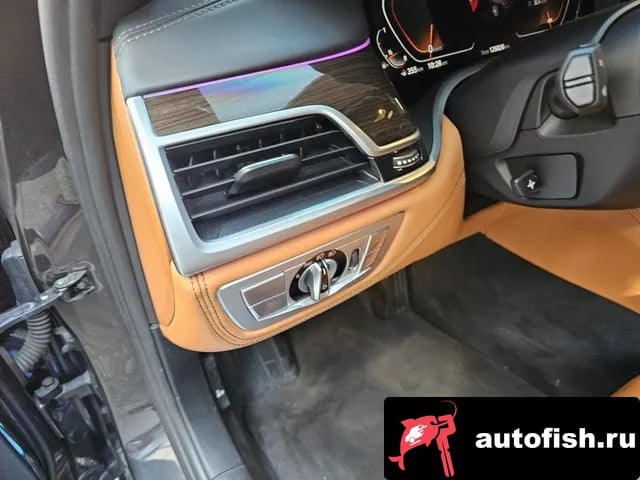 BMW 7-Series 7 Series (G11) 2022 года - похожие автомобили