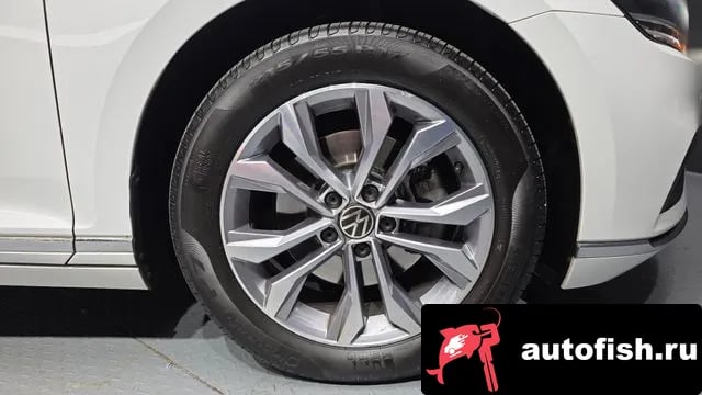 Volkswagen Passat Passat GT (B8) 2022 года - вид 5