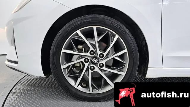 Hyundai AVANTE The New Avante AD 2019 года - вид 5