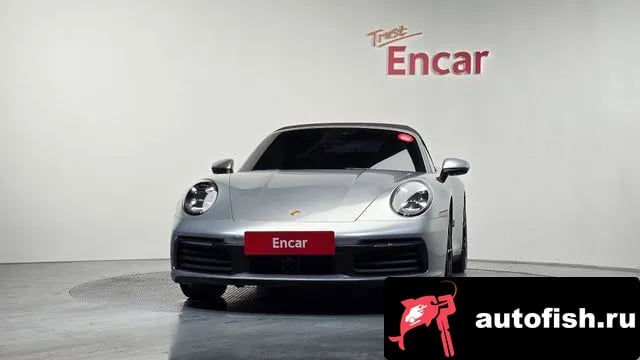 Porsche 911 911 (992) 2020 года - вид 3