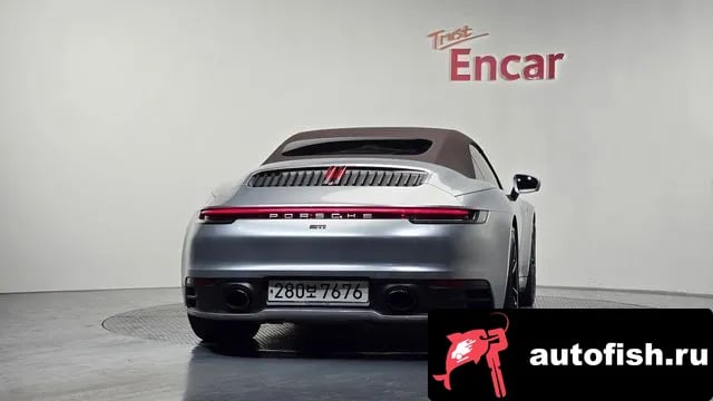 Porsche 911 911 (992) 2020 года - вид 4
