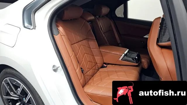 BMW 7-Series 7 Series (G70) 2025 года - похожие автомобили