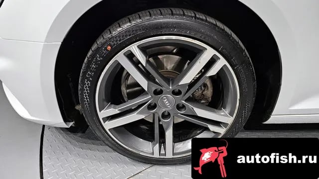 Audi A4 A4 (B9) 2019 года - вид 5