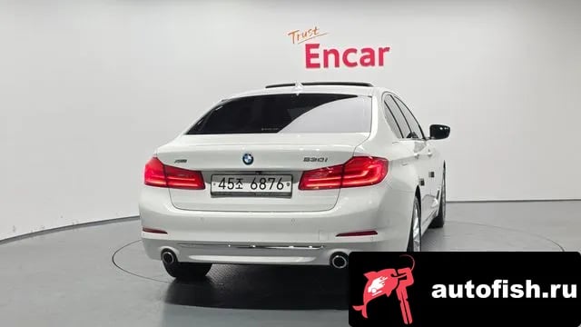 BMW 5-Series 5 Series (G30) 2018 года - вид 4