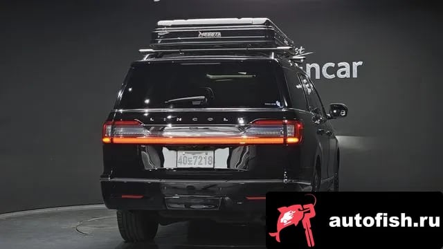Lincoln Navigator Navigator 4th generation 2019 года - вид 4
