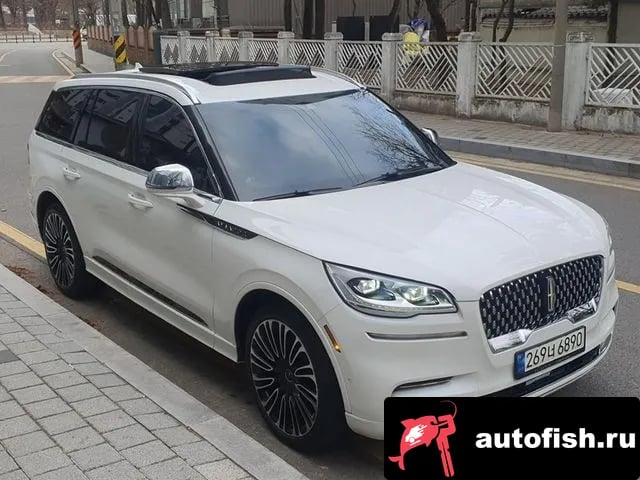 Lincoln Aviator Aviator 2nd generation 2021 года - вид 6