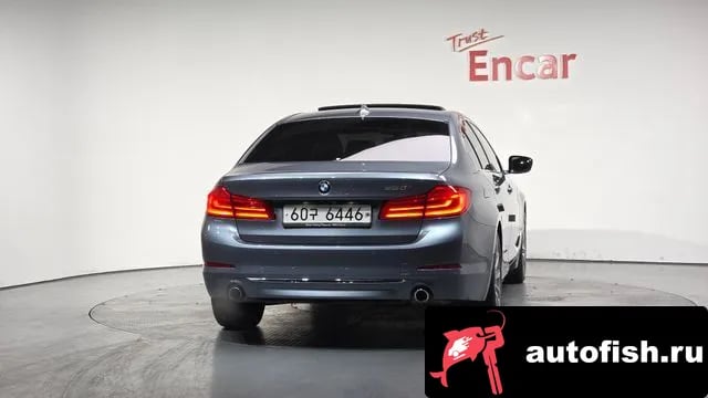 BMW 5-Series 5 Series (G30) 2019 года - вид 4