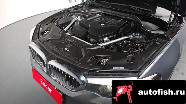 BMW 5-Series 5 Series (G30) 2019 года - вид 6