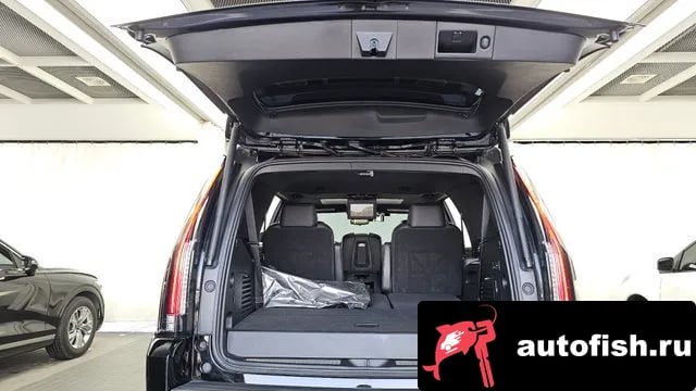 Cadillac Escalade Escalade 2020 года - похожие автомобили