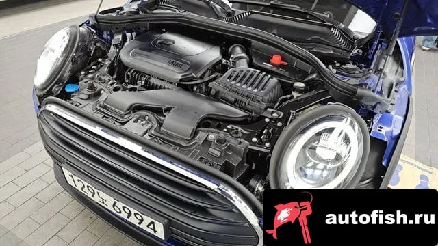 Mini Clubman Cooper Clubman 2021 года - вид 6