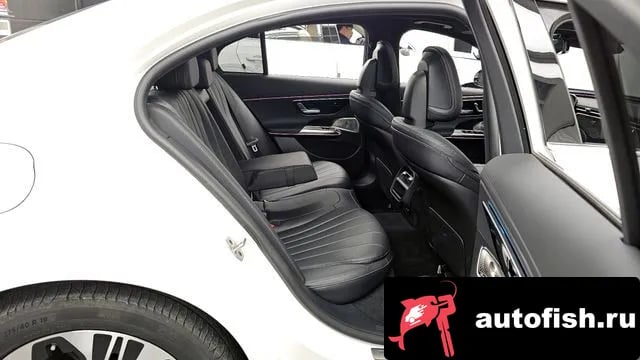 Mercedes-Benz E-Class E-Class W214 2025 года - похожие автомобили