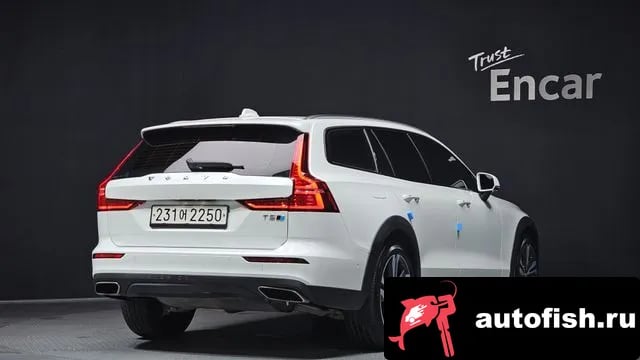 Volvo V60 V60 Cross-country 2nd Generation 2020 года - вид 2
