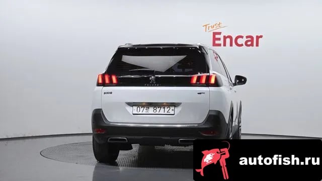 Peugeot 5008 5008 second generation 2018 года - вид 4