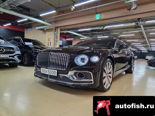 Bentley Flying Spur Flying Spur 3rd Generation 2021 года - похожие автомобили