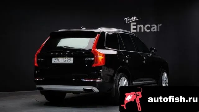 Volvo XC90 XC90 second Generation 2017 года - вид 2