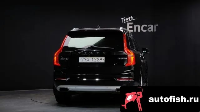 Volvo XC90 XC90 second Generation 2017 года - вид 4