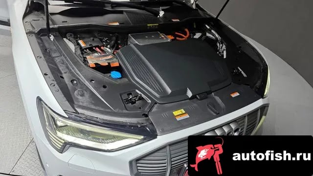 Audi e-tron e-Tron 2022 года - вид 6