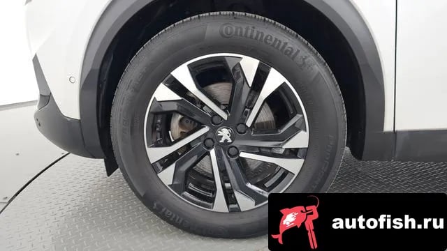 Peugeot 2008 e-2008 second generation 2020 года - вид 4