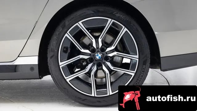BMW 7-Series 7 Series (G70) 2024 года - вид 5