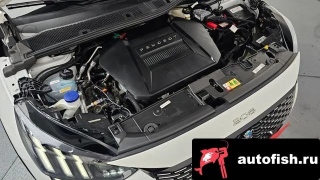 Peugeot 208 e-208 second Generation 2021 года - вид 6