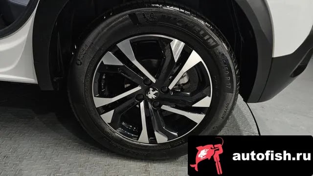 Peugeot 2008 2008 Second generation 2020 года - вид 5