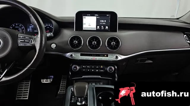 Kia Stinger Stinger 2018 года - похожие автомобили