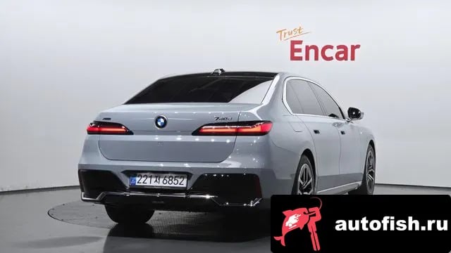 BMW 7-Series 7 Series (G70) 2025 года - вид 2