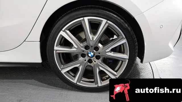 BMW 1-Series 1 Series (F40) 2021 года - вид 5