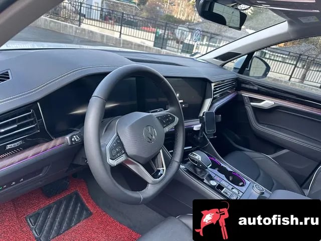 Volkswagen Touareg Tuareg 3rd generation 2025 года - вид 2