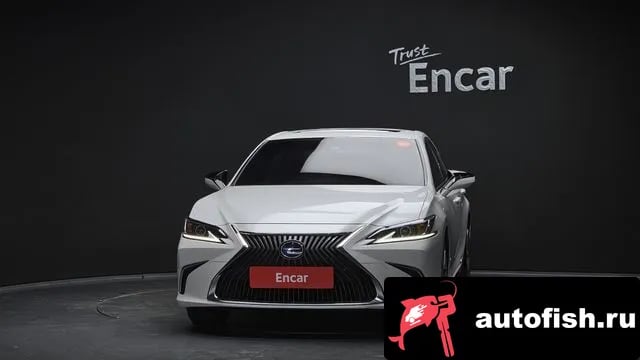 Lexus ES ES300h 7th generation 2020 года - вид 3