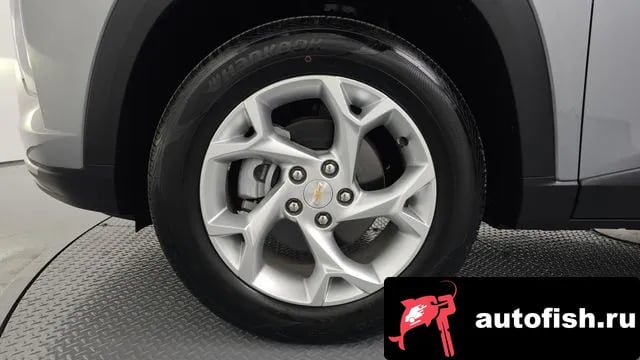 Chevrolet (GM Daewoo) Trax Trax Crossover 2024 года - похожие автомобили