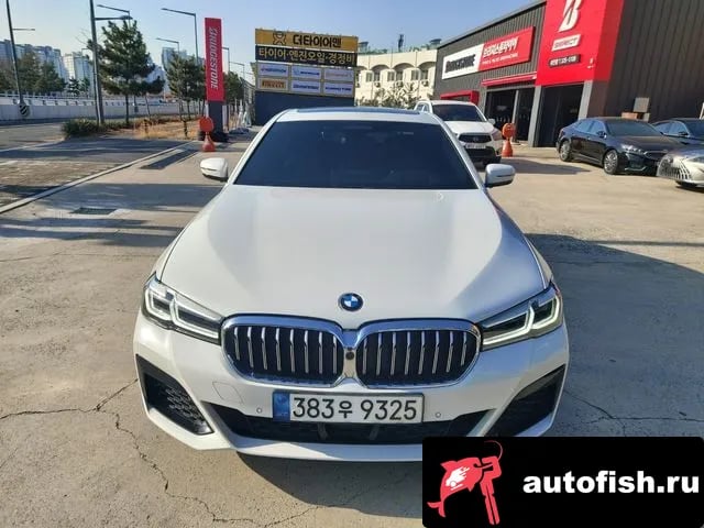 BMW 5-Series 5 Series (G30) 2022 года - вид 2