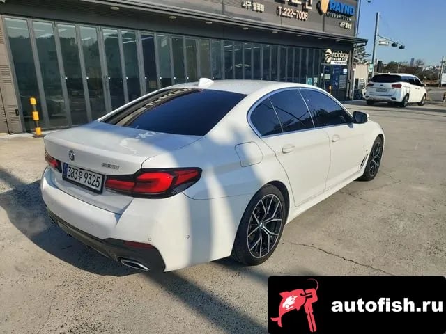 BMW 5-Series 5 Series (G30) 2022 года - вид 5