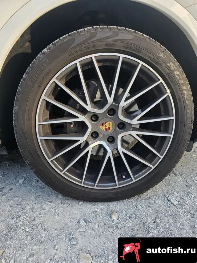 Porsche Cayenne Cayenne (PO536) 2019 года - вид 6