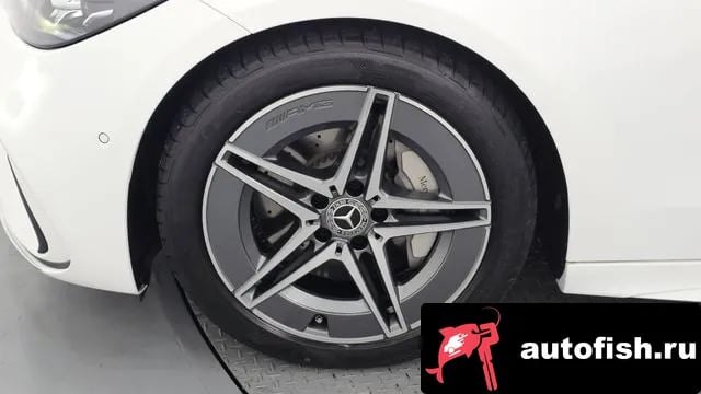 Mercedes-Benz C-Class C-Class W206 2025 года - похожие автомобили