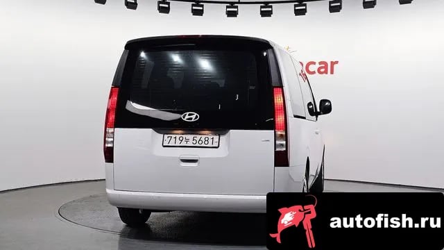 Hyundai Staria Staria 2024 года - вид 4