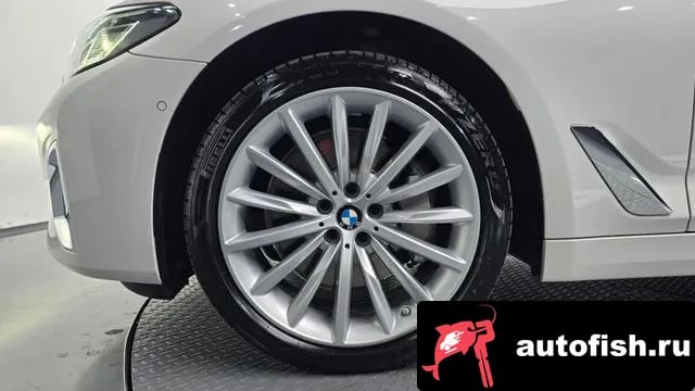 BMW 5-Series 5 Series (G30) 2023 года - вид 5