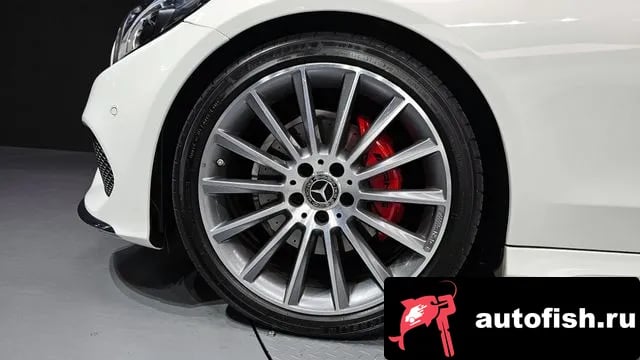 Mercedes-Benz C-Class C-Class W205 2018 года - вид 5